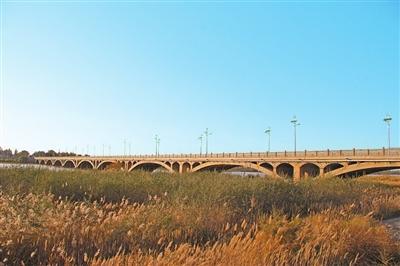 看着“电影”修大桥 BIM技术让工程质量“飞” 看着“电影”修大桥 BIM技术让工程质量“飞”