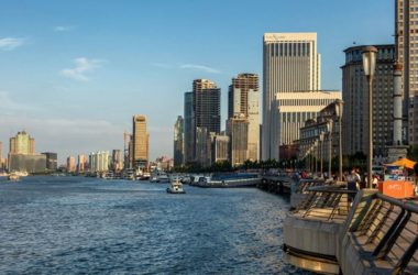 外滩天际线之争议：BIM助上海“云片糕”SOHO建成-BIM建筑网