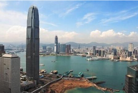 中国结构第一高楼封顶 盘点中国十大高楼