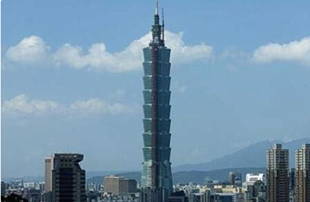 中国结构第一高楼封顶 盘点中国十大高楼