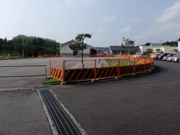 日本钢结构老人院建造全程 环境优美设施齐全