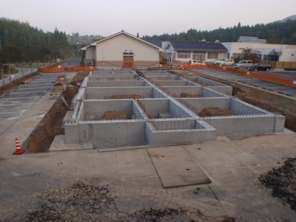 日本钢结构老人院建造全程 环境优美设施齐全