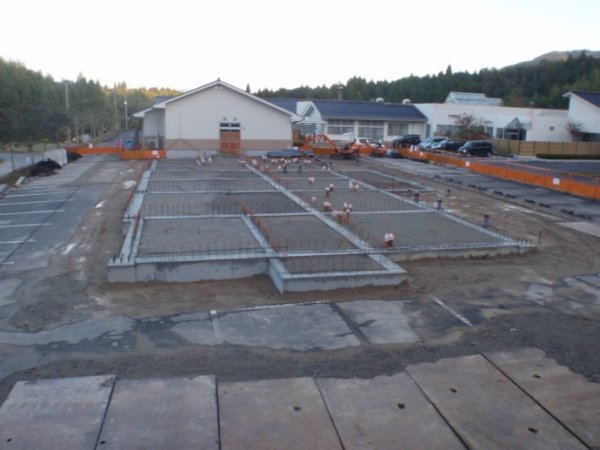 日本钢结构老人院建造全程 环境优美设施齐全