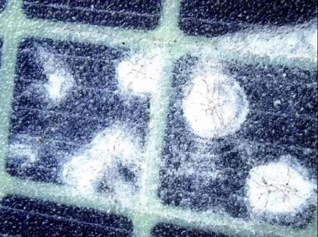 中国地铁这样应用BIM；济南光伏路面惨遭破坏；英国可再生能源发电首超煤电