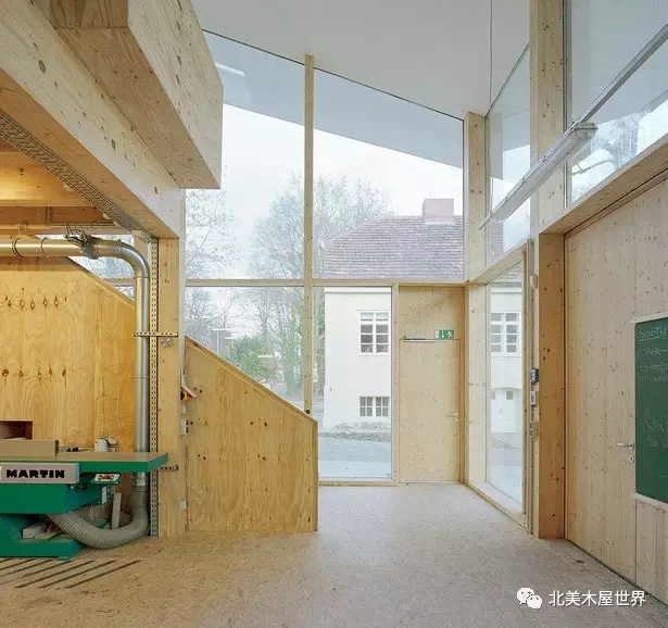 装配式|柏林谷仓：超有腔调的低成本木结构建筑