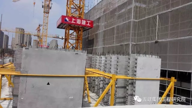 装配式|案例 | 预制率45%夹心保温装配式住宅启动吊装——上海宝山顾村N12-1101单元06-01地块项目