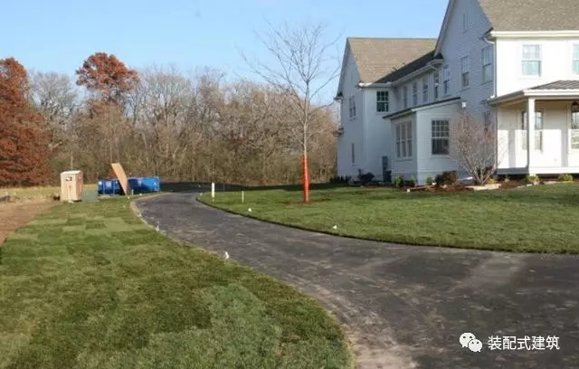 装配式|美国农村盖木屋，保温抗震一级棒，这技术能在国内拿多少工资？