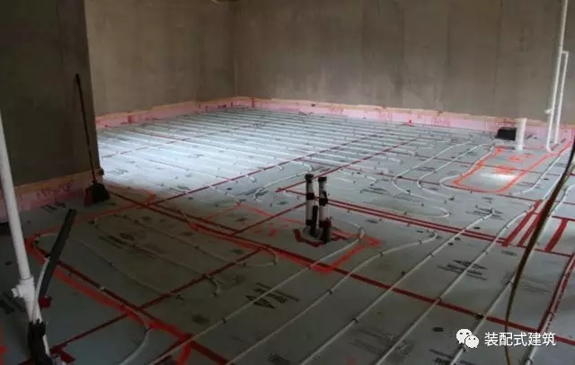 装配式|美国农村盖木屋，保温抗震一级棒，这技术能在国内拿多少工资？