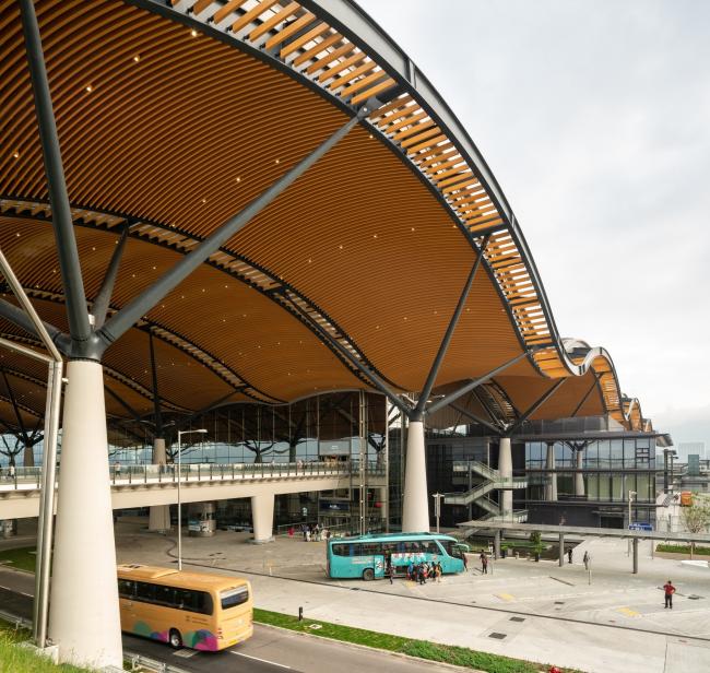 BIM建筑|珠澳年夜桥喷鼻口岸岸旅检年夜楼 / RSHP + Aedas