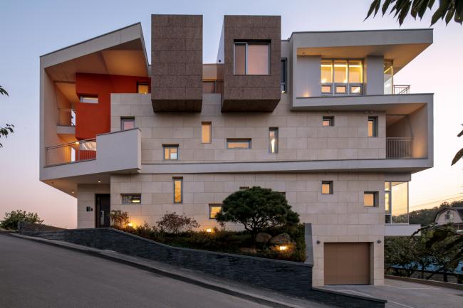 BIM建筑|交织扭合的不仅是建筑与体量，还有曩昔的时间和现在 / DIDI建筑工作室