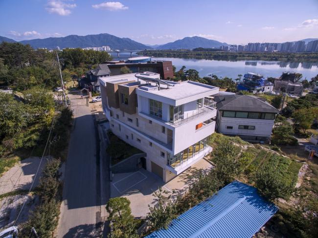 BIM建筑|交织扭合的不仅是建筑与体量，还有曩昔的时间和现在 / DIDI建筑工作室