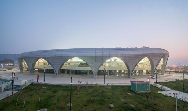 BIM建筑|临夏奥体中间运动场 / 杜兹设计