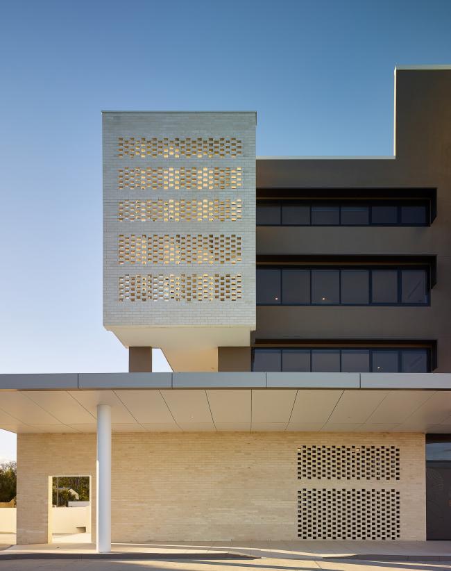 BIM建筑|金斯福德天台公寓养老度假村——“杜波斯” 公寓楼