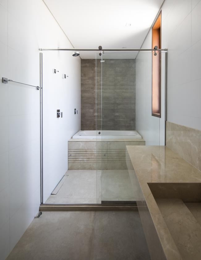 BIM建筑|沉寂优雅的巴西室第/Martins Lucena Arquitetos