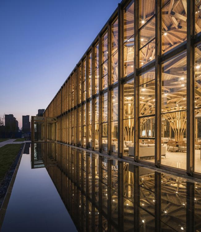 BIM建筑|枝桠交织有序的'树'状空间：河南珑府生涯体验中间 / 罗宇杰工作室