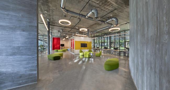 BIM建筑|仿佛在炎阳中慢慢熔化：迈阿密年夜学建筑学院