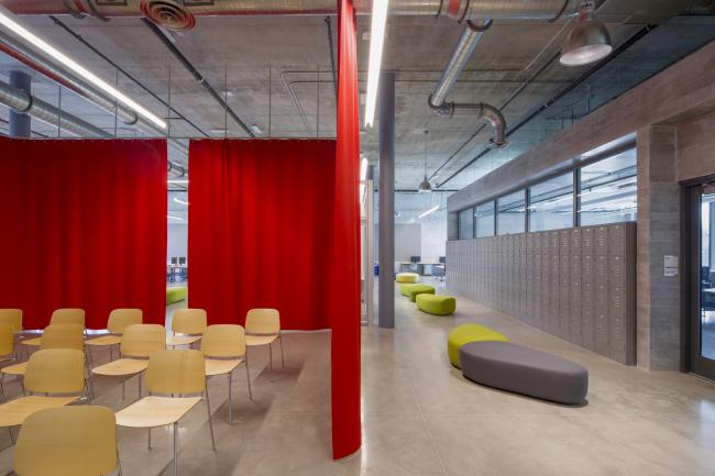 BIM建筑|仿佛在炎阳中慢慢熔化：迈阿密年夜学建筑学院