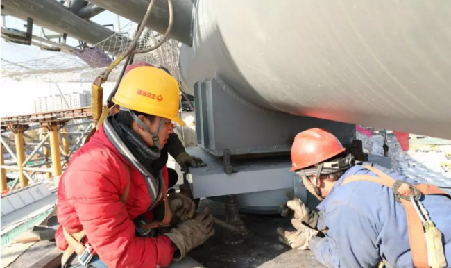 装配式|这条国内首屈一指的钢铁“巨龙”，成功就位！