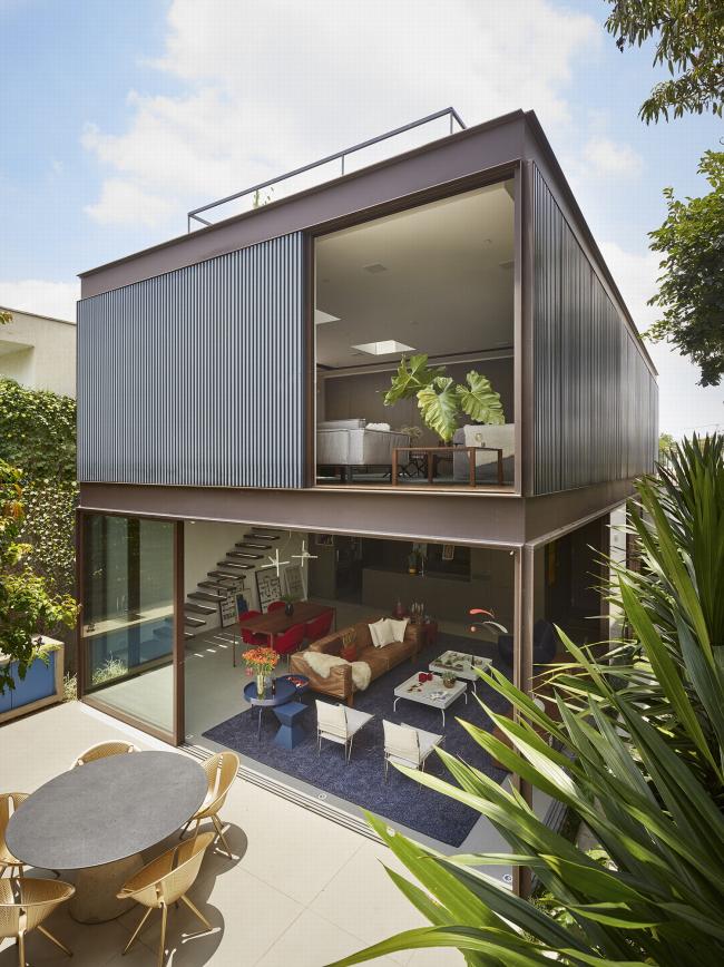 BIM建筑|清透现代的玻璃盒子/巴西盒子室第