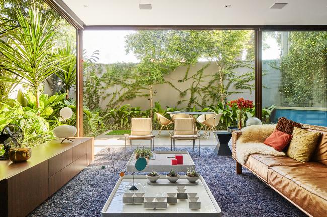 BIM建筑|清透现代的玻璃盒子/巴西盒子室第