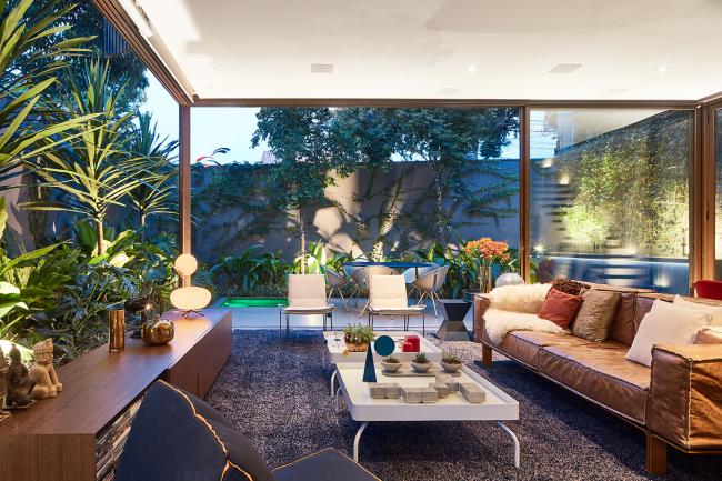 BIM建筑|清透现代的玻璃盒子/巴西盒子室第