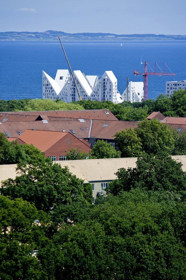 BIM建筑|锯齿相错，仿佛悬浮海面的冰猴子寓