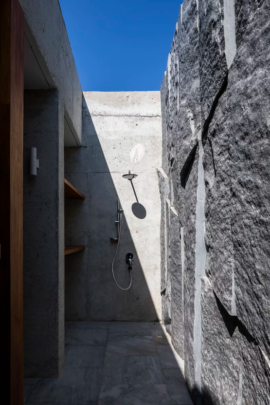 BIM建筑|悬空于年夜海之上，纵享天水合一：越南石头室第