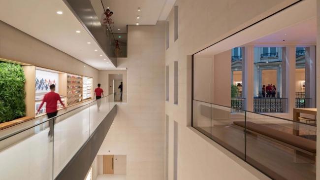 BIM建筑|苹果喷鼻榭丽舍年夜街店 / 福斯特建筑事务所设计