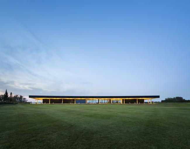 BIM建筑|加拿年夜蒙特利尔高端高尔夫俱乐部会所 / Architecture49