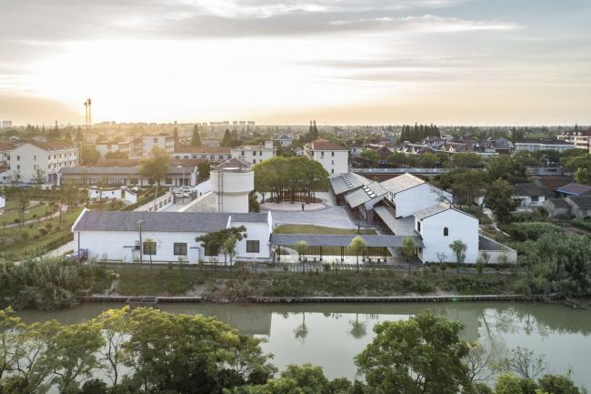 BIM建筑|崇明岛侯家镇文化运动中间 /上海/ 空间里建筑设计事务所