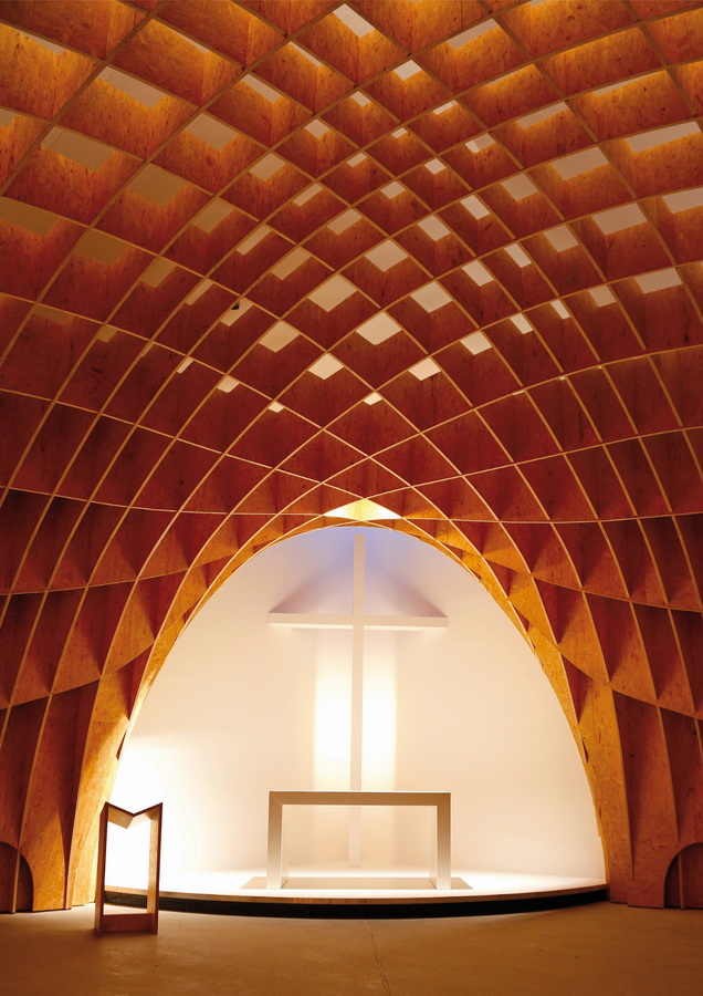 BIM建筑|几何象形般的三围体块：西格兰白色村落教堂/schneider+schumacher