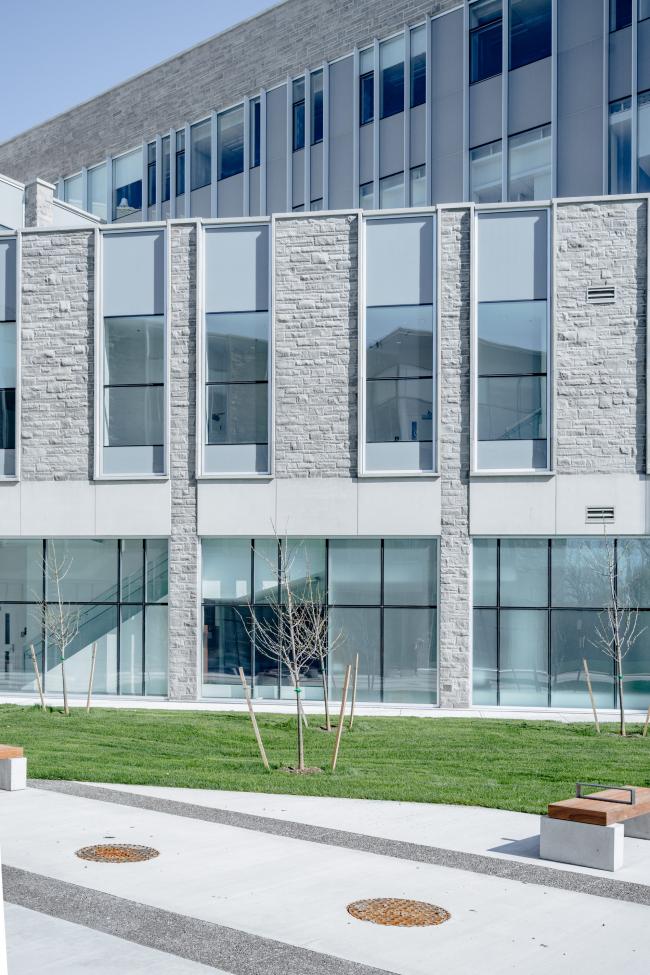 BIM建筑|跨界交换空间——西安粗略年夜学护理学院与信息媒体研讨院讲授楼