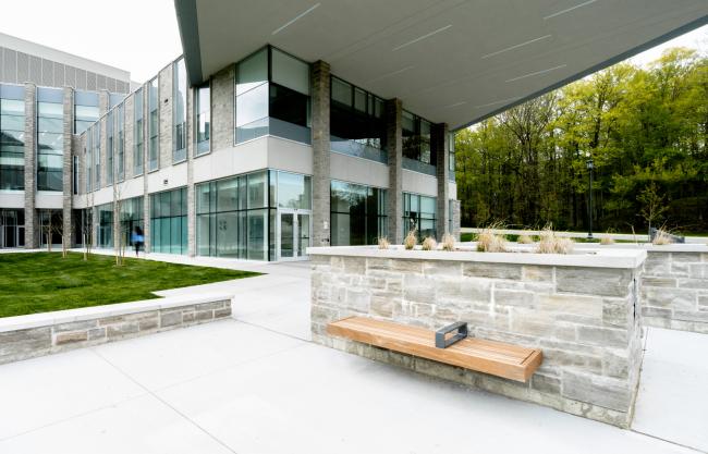 BIM建筑|跨界交换空间——西安粗略年夜学护理学院与信息媒体研讨院讲授楼