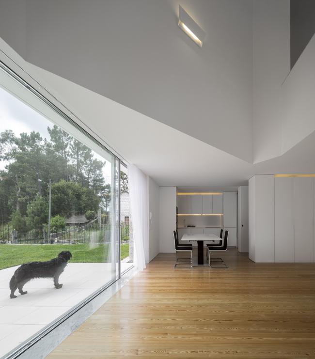 BIM建筑|现代雕塑立体切割的艺术品：葡萄牙三角室第