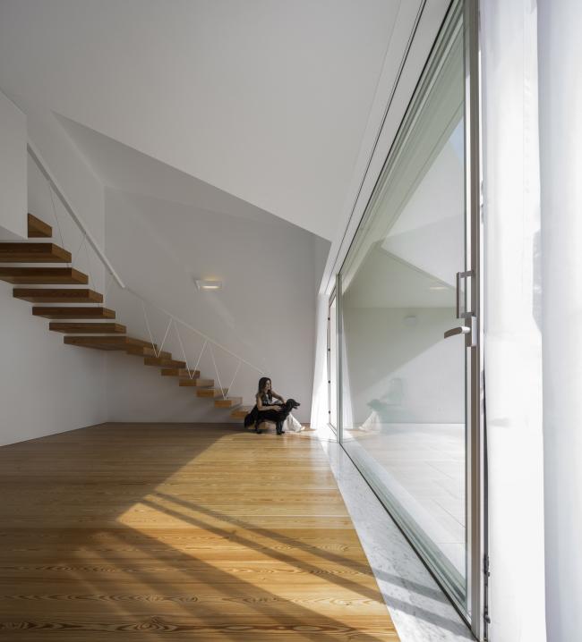 BIM建筑|现代雕塑立体切割的艺术品：葡萄牙三角室第