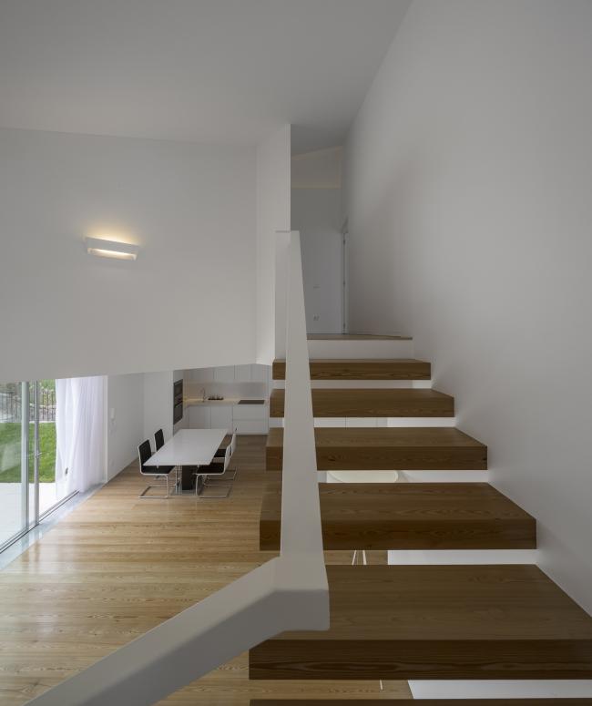 BIM建筑|现代雕塑立体切割的艺术品：葡萄牙三角室第