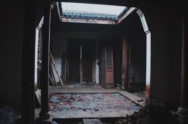 BIM建筑|觀芷·翠陌平易近宿酒店 /卧野空间设计