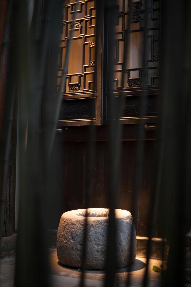 BIM建筑|觀芷·翠陌平易近宿酒店 /卧野空间设计