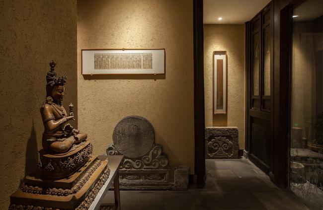 BIM建筑|觀芷·翠陌平易近宿酒店 /卧野空间设计