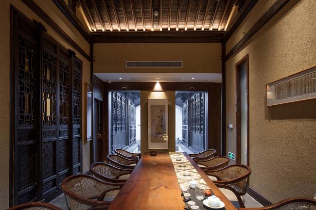 BIM建筑|觀芷·翠陌平易近宿酒店 /卧野空间设计