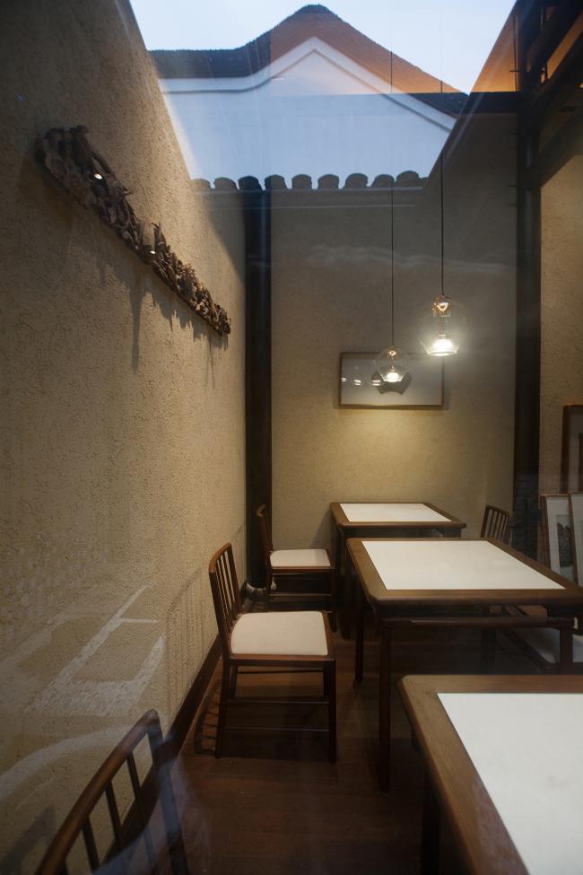 BIM建筑|觀芷·翠陌平易近宿酒店 /卧野空间设计