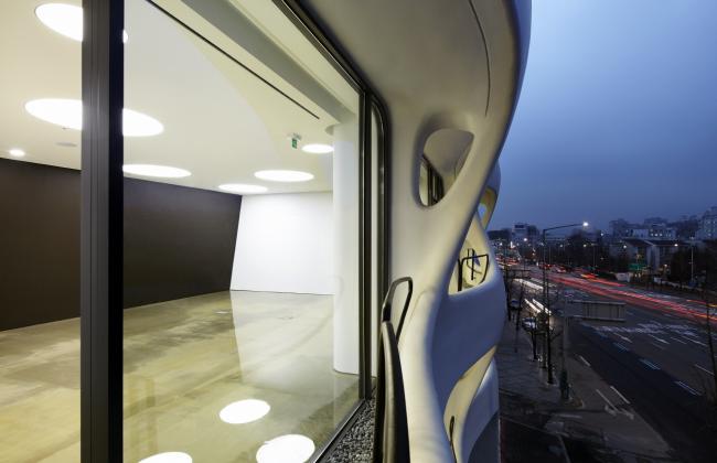 BIM建筑|动感海浪演绎城市景不雅：韩国首尔办公楼