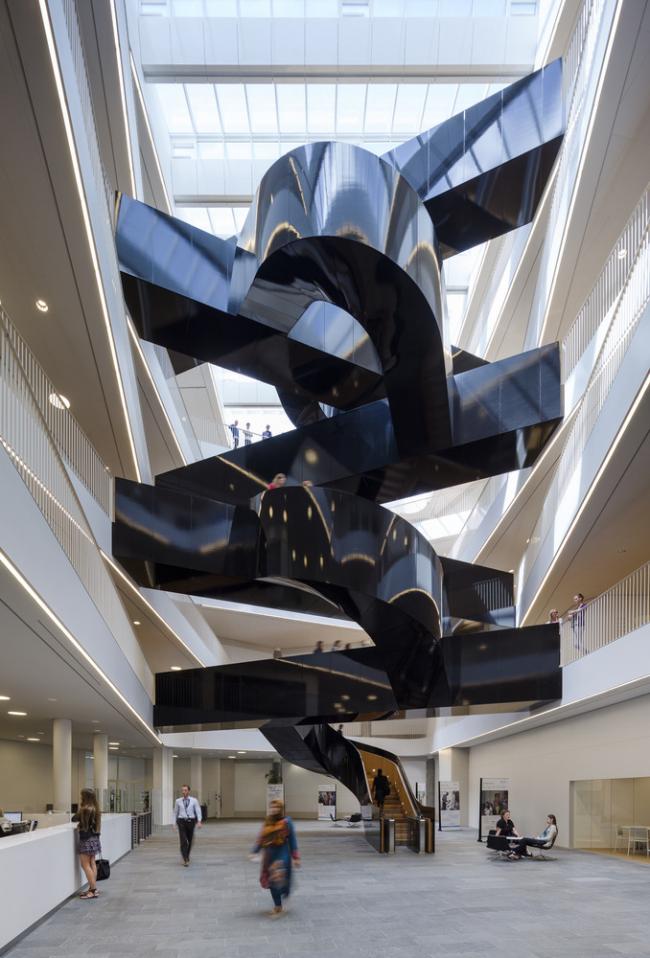 BIM建筑|八角星的体量外形好像伸向世界的灵敏触角/丹麦结合国城办公中间年夜楼