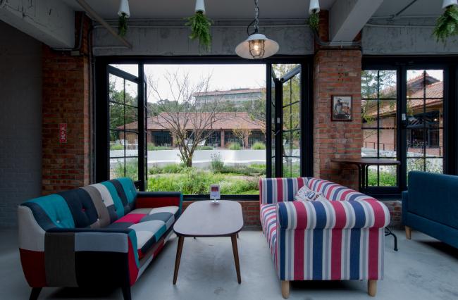 BIM建筑|穿越记忆之墙的文化容器之二：阳明山美军俱乐部 / 黄巢设计团队