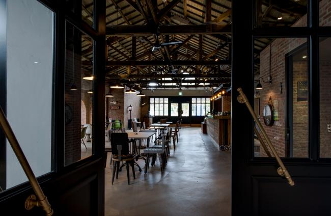 BIM建筑|穿越记忆之墙的文化容器之二：阳明山美军俱乐部 / 黄巢设计团队