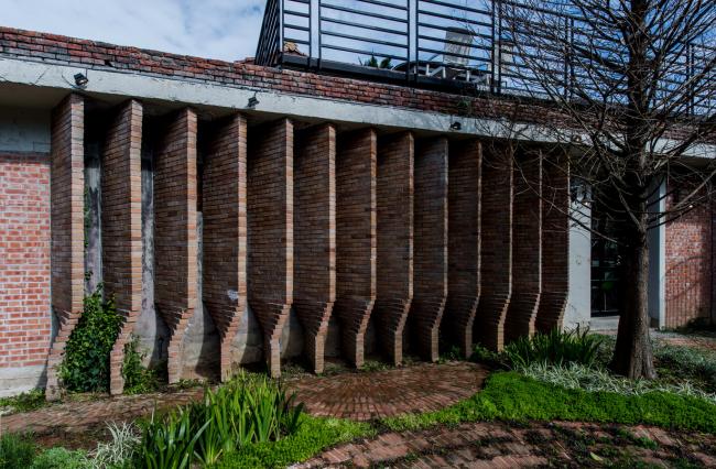 BIM建筑|穿越记忆之墙的文化容器之二：阳明山美军俱乐部 / 黄巢设计团队