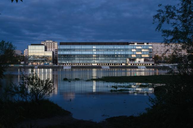 BIM建筑|如潮汐般曲意活动：潮汐和华沙荡舟协会年夜楼