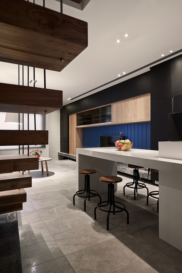 BIM建筑|孑然矗立，守护家人的“F”之家