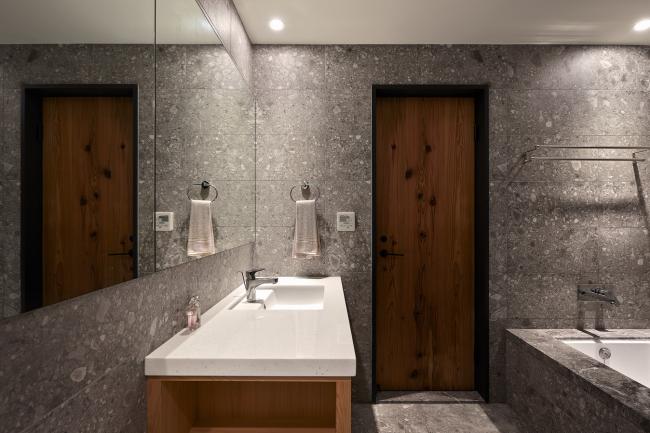 BIM建筑|孑然矗立，守护家人的“F”之家