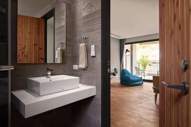 BIM建筑|孑然矗立，守护家人的“F”之家